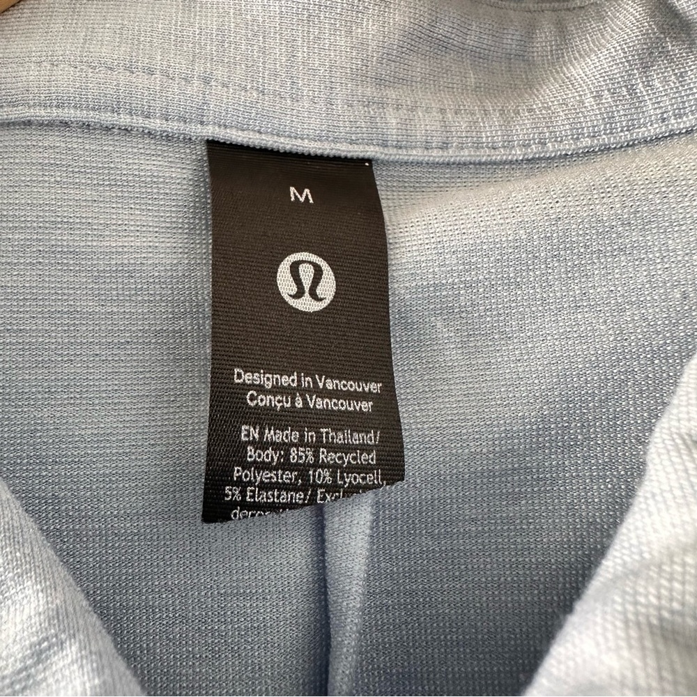 Lululemon Evolution Short Sleeve Light Blue Polo Shirt SZ Medium Casual Golf EUC - Picture 2 of 7